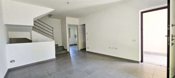 Дом с 4 спальнями в Моццате, Италия № 361925 11