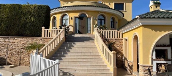 Villa de 4 dormitorios en Ciudad Quesada, Spain No. 184757 2