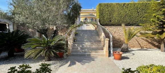 Villa de 4 dormitorios en Ciudad Quesada, Spain No. 184757 3