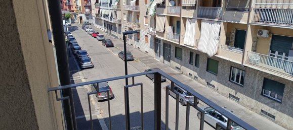 2 rooms Apartment in Turin, Italy No. 263208 3