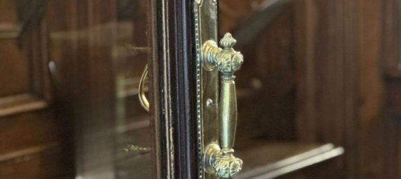 4 bedrooms Apartment in Milan, Italy No. 373156 3