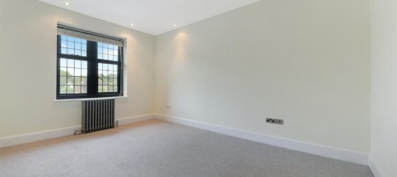 2 bedrooms Apartment in Epsom, United Kingdom No. 9706 26