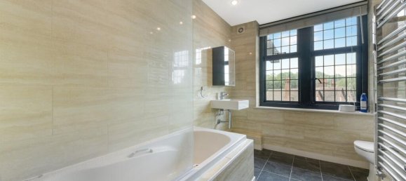 2 bedrooms Apartment in Epsom, United Kingdom No. 9706 9