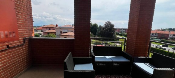 3 rooms Apartment in Busnago, Italy No. 299933 6