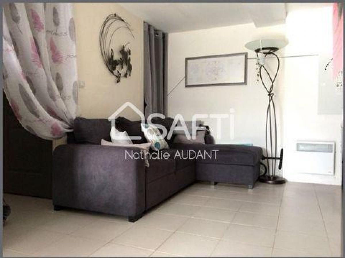 3 bedrooms Apartment in Magnanville, France No. 34324
