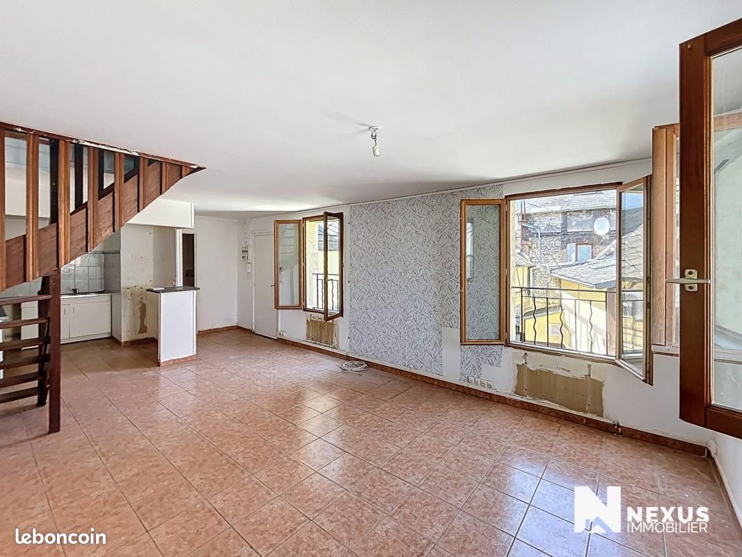 2 chambres Duplex à Le Petit-Quevilly, France No. 359468