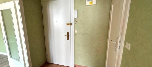 Studio in Vienna, Austria No. 165833 6