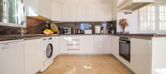 4 bedrooms Villa in Dehesa De Campoamor, Spain No. 3447 9