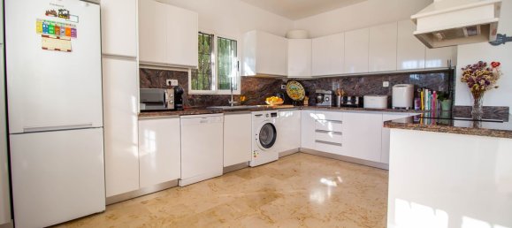 4 bedrooms Villa in Dehesa De Campoamor, Spain No. 3447 11