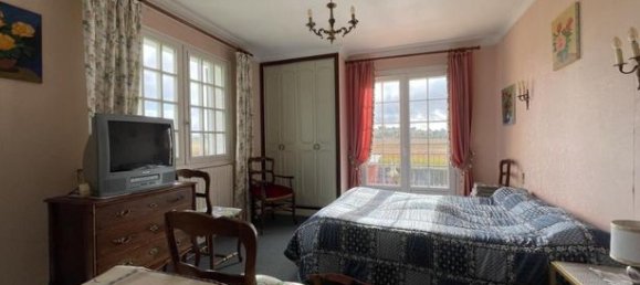 5 bedrooms Villa in Sarthe, France No. 314671 11