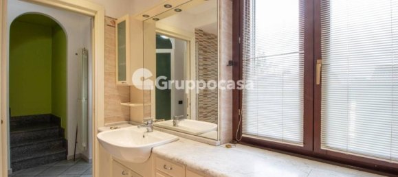 3 rooms House in Bernate Ticino, Italy No. 33676 21