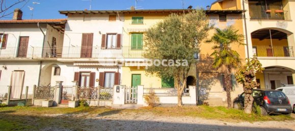 3 rooms House in Bernate Ticino, Italy No. 33676 32