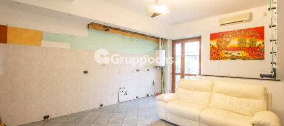 3 rooms House in Bernate Ticino, Italy No. 33676 10