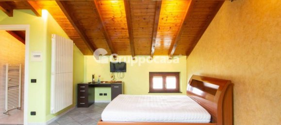 3 rooms House in Bernate Ticino, Italy No. 33676 24