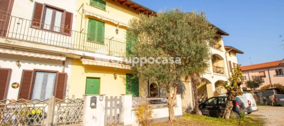 3 rooms House in Bernate Ticino, Italy No. 33676 30