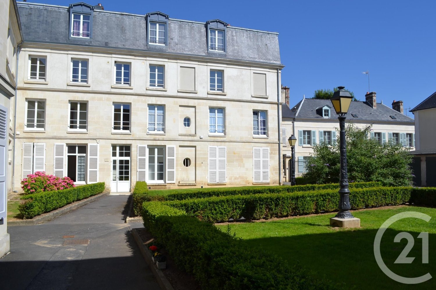 1 bedroom Apartment in Crepy-en-Valois, France No. 258578
