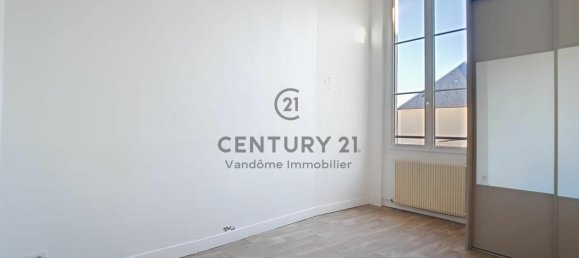 1 bedroom Apartment in Crepy-en-Valois, France No. 258578 5