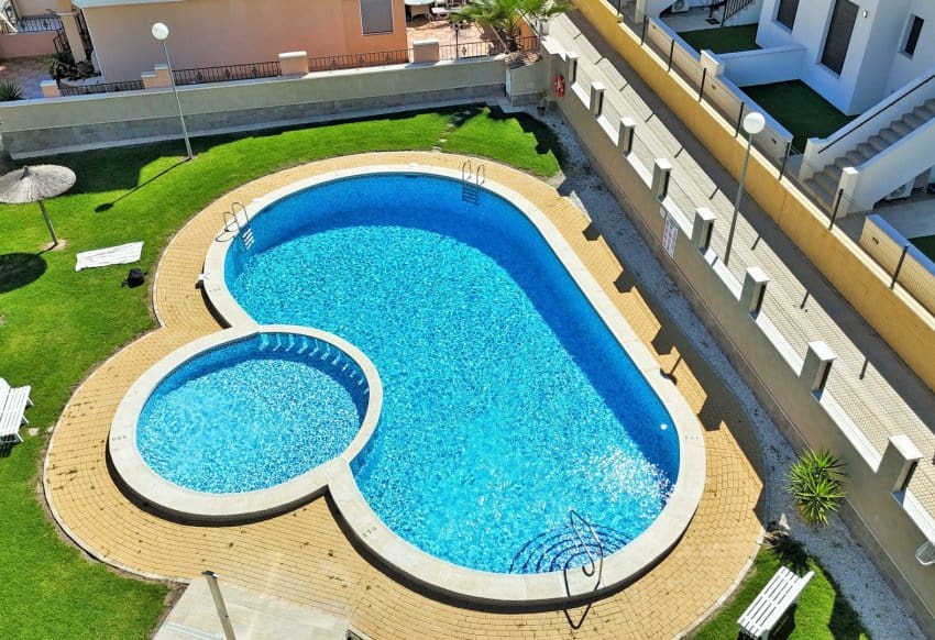 Таунхаус с 3 спальнями в Аликанте, Испания № 159888