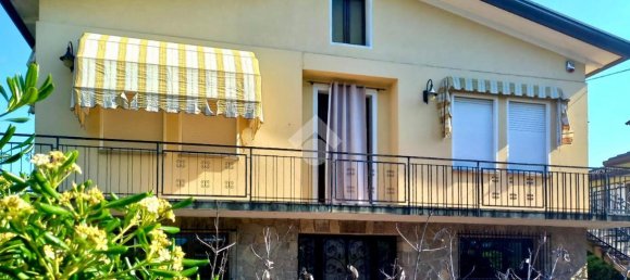 3 rooms House in Cervarese Santa Croce, Italy No. 24509 24