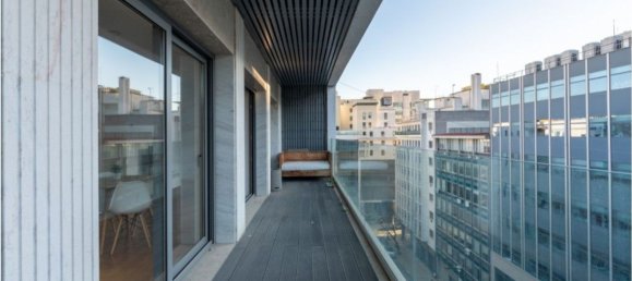 Ático de 2 dormitorios en Lisbon, Portugal No. 110699 11