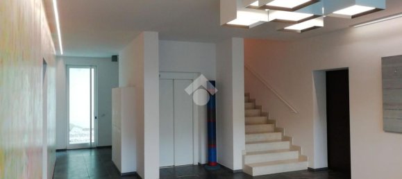 Bureau à Brescia, Italy 130m² No. 213393 17