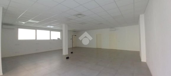 Bureau à Brescia, Italy 130m² No. 213393 13