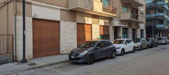 1 room Commercial property in Pescara, Italy No. 68550 5