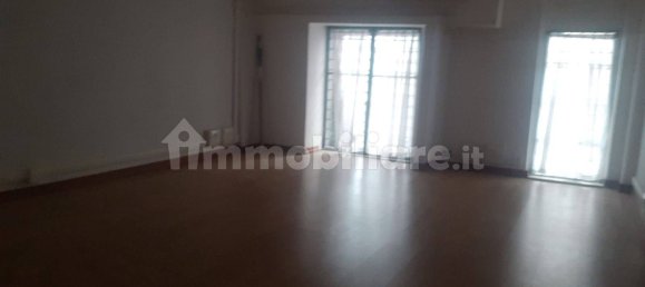 2 rooms Commercial property in Rome, Italy No. 71825 12