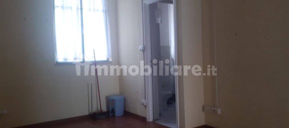 2 rooms Commercial property in Rome, Italy No. 71825 9