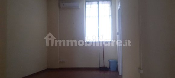 2 rooms Commercial property in Rome, Italy No. 71825 5