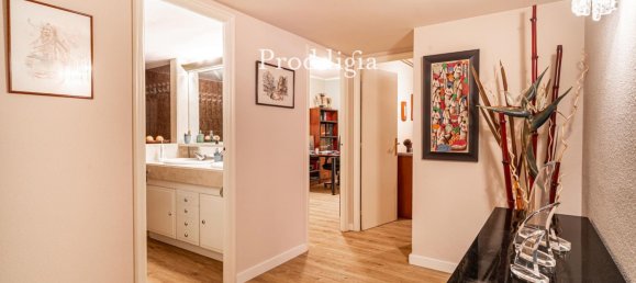 4 bedrooms Apartment in Barcelona, Spain No. 179779 22