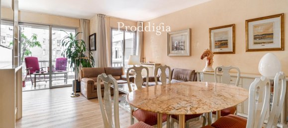 4 bedrooms Apartment in Barcelona, Spain No. 179779 6