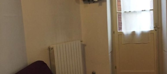 2 rooms Apartment in Parma, Italy No. 100632 2