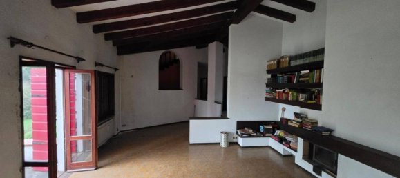 12 rooms Villa in San Benedetto Po, Italy No. 40107 2