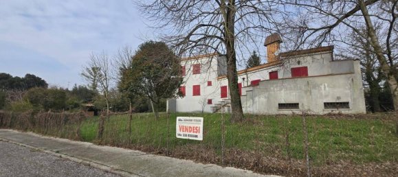 12 rooms Villa in San Benedetto Po, Italy No. 40107 30