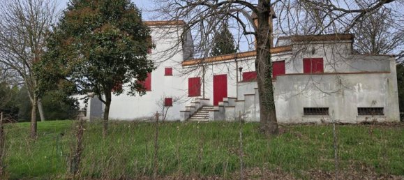 12 rooms Villa in San Benedetto Po, Italy No. 40107 27