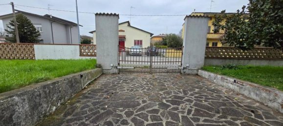 12 rooms Villa in San Benedetto Po, Italy No. 40107 22