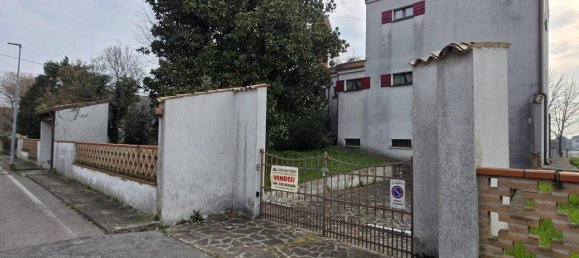 12 rooms Villa in San Benedetto Po, Italy No. 40107 28