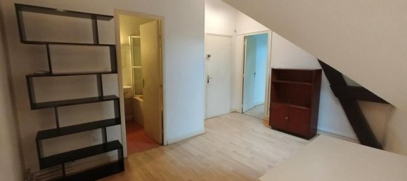 Квартира с 1 спальней в Виши, Франция № 208298 4