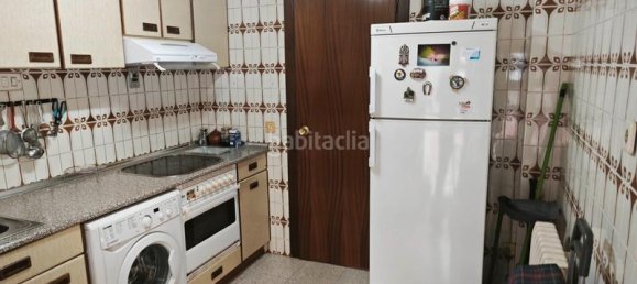 3 bedrooms Apartment in Zaragoza, Spain No. 139417 13