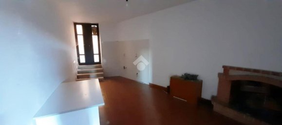 Квартира с 4 комнатами в Алатри, Италия № 155644 19