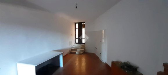 Квартира с 4 комнатами в Алатри, Италия № 155644 18