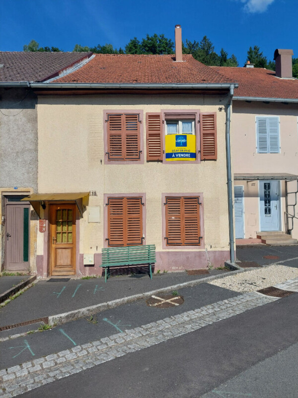 Adosado de 1 dormitorio en Saint-Quirin, France No. 276428