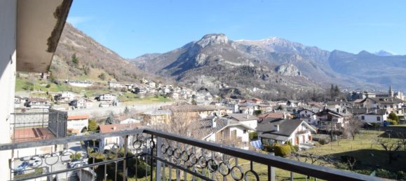 5 rooms Apartment in Chatillon, Italy No. 151262 11