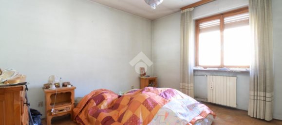 5 rooms Apartment in Chatillon, Italy No. 151262 4