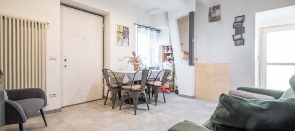 Квартира с 2 комнатами в Ольджате Олона, Италия № 24426 8