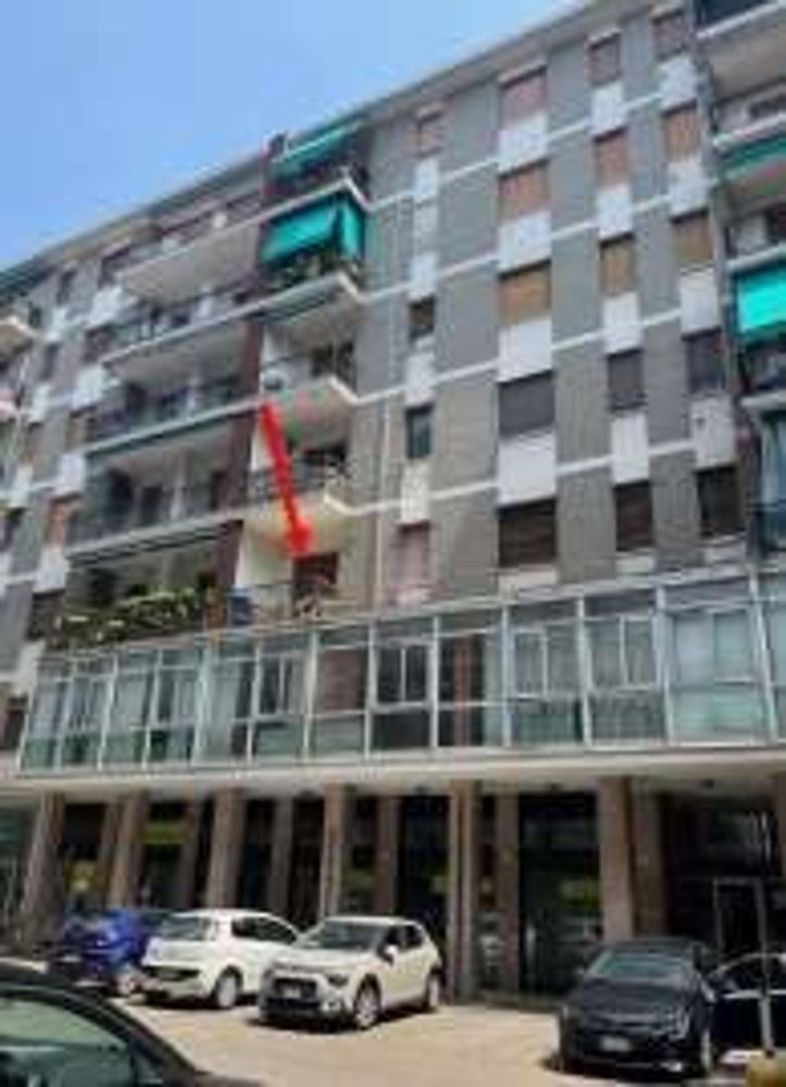 Квартира с 3 комнатами в Вимеркате, Италия № 4135