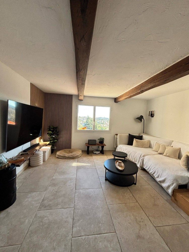 Квартира с 1 спальней в Ла-Коль-сюр-Лу, Франция № 329228