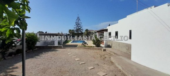3 bedrooms House in Ibiza, Spain No. 148409 5