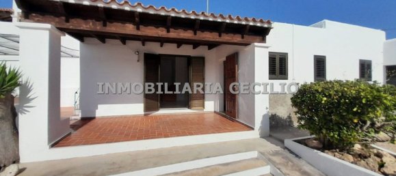3 bedrooms House in Ibiza, Spain No. 148409 3